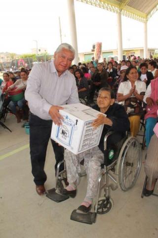 Alcalde resalta y reconoce el trabajo de las madres en el municipio imagen 2