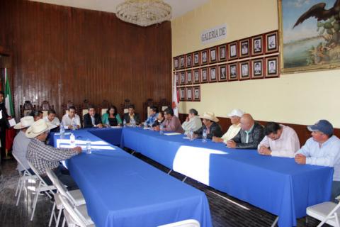 Colaboran Municipio de Calpulalpan y Dependencias Federales en Regularización de la Tenencia de la tierra imagen 2