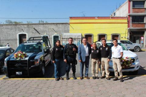 Entrega Alcalde Patrulla, equipo de Seguridad Pública y Unidad de P C imagen 2