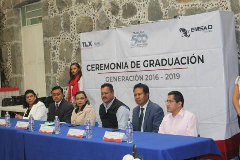 Alcalde exhorto a egresados de 3 escuelas a continuar con su preparación académica imagen 3
