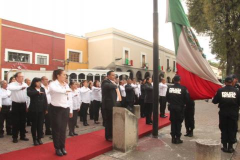 Alcalde de Tecopilco encabeza Arrio de Bandera en la capital del estado imagen 2