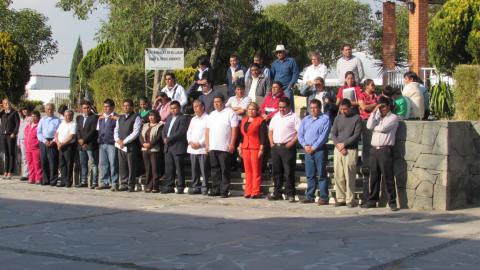 El municipio de Tzompantepec reconoce la labor altruista del párroco Elías Dávila Espinoza imagen 1