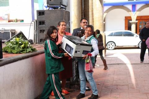 Conmemora Autoridades de Contla el día Internacional del a Mujer imagen 8