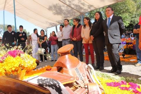 Inicia Apetatitlán celebración de día de muertos imagen 3