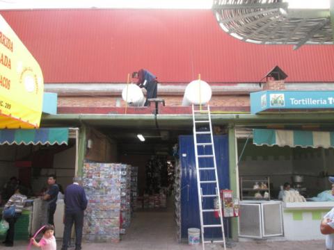 Supervisa Protección civil capitalina tanques de gas estacionarios en mercado municipal imagen 1