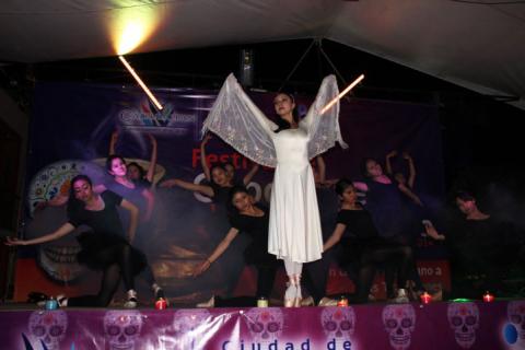 Realiza SMDIF Calpulalpan, Primer Festival del “Chocolate y Pan de Muerto 2014” imagen 16