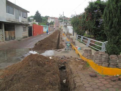 Avanza cambio de la red de agua potable en Tepeyanco imagen 7