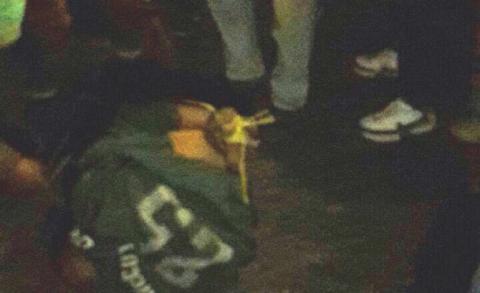 Presunto ratero es golpeado y exhibido por habitantes de Xochiteotla