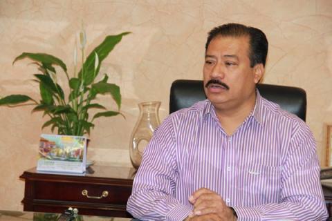 Regidores de Zacatelco entre la improductividad y las canonjías