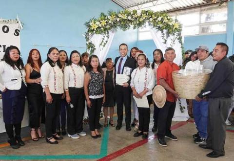 Es Bladimir Zainos aliado e impulsor de las buenas acciones a favor de la educación