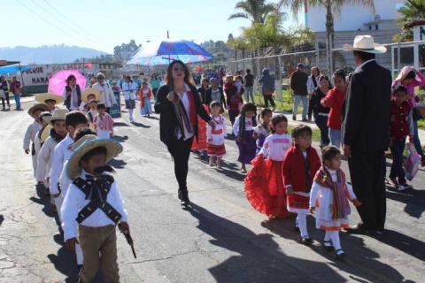 Tepetitla realiza desfile conmemorativo al Aniversario del Inicio de la Revolución Mexicana imagen 3