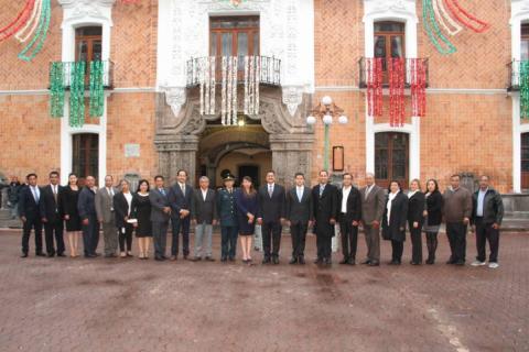 Hoy nos corresponde continuar la lucha para mantener nuestra libertad: alcalde imagen 1
