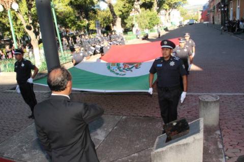 TOA encabezó Izamiento del Lábaro Patrio en la capital del estado imagen 1