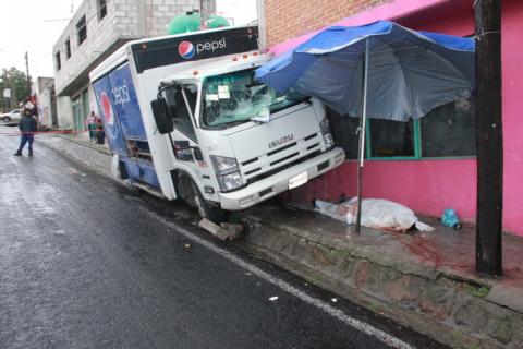 Unidad refresquera se queda sin frenos mata una persona imagen 1
