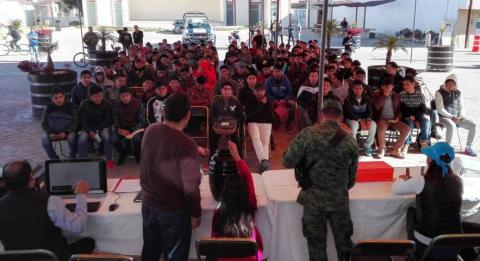 Jóvenes de Lardizábal presentes en Sorteo Militar imagen 3