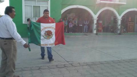Desampedro López encabezó el 197 aniversario del Día de la Bandera imagen 4