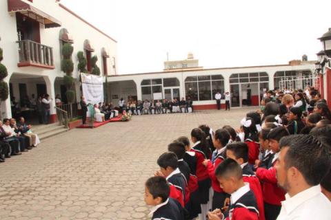 Alcalde encabeza Incineración de Bandera y municipalización imagen 4