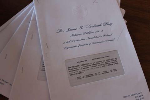 Alcalde da certeza jurídica sobre su patrimonio a 150 familias del municipio imagen 2