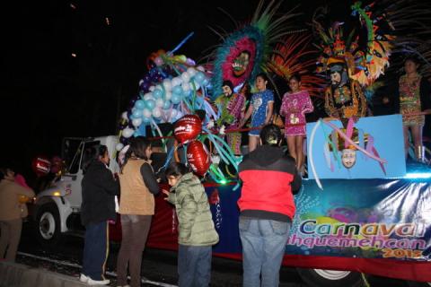 Un éxito desfile de carros alegóricos entre Apetatitlán, Apizaco y Yauhquemehcan imagen 2