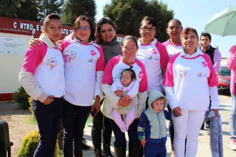 Realiza SMDIF de Tetla caminata y evento del Día Internacional de la Mujer imagen 2