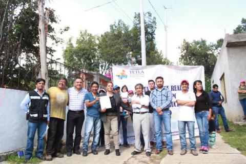 Alcalde de Tetla Entrega Obra de Electrificación en Agrícola de Dolores