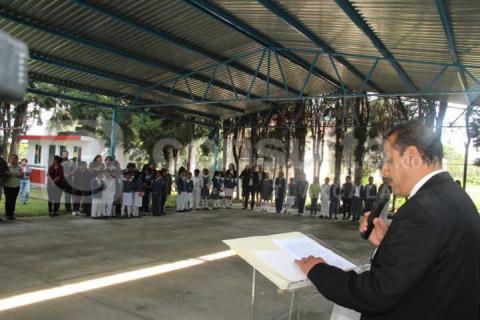 Alcalde abre las puertas a la 1er generación de la Prim. Melchor Ocampo imagen 3