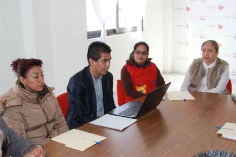 Alcaldesa de Texoloc se reúne con autoridades educativas imagen 6