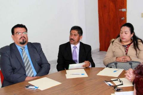 Alcaldesa de Texoloc se reúne con autoridades educativas imagen 2