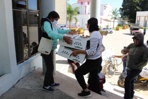 127 familias de Tepetitla de Lardizábal recibieron aves de traspatio imagen 1