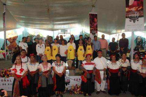 Badillo Jaramillo puso en marcha la tradicional feria del Molote 2019 imagen 3