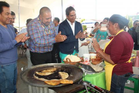 Badillo Jaramillo puso en marcha la tradicional feria del Molote 2019 imagen 1