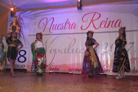Herrera Vara corono a “Cinthia I” como Reina de la feria Nopalucan 2017 imagen 5