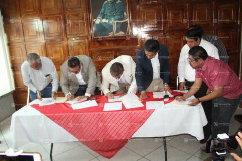 Papalotla sede de la firma de convenio de alcaldes con Fraternidad Nacional imagen 2