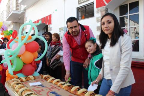 Ayuntamiento y SMDIF festejaron a los niños en el Día de Reyes Magos imagen 1