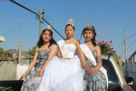 Arrancó “feria del tomate y la canasta 2017” con su tradicional desfile imagen 4