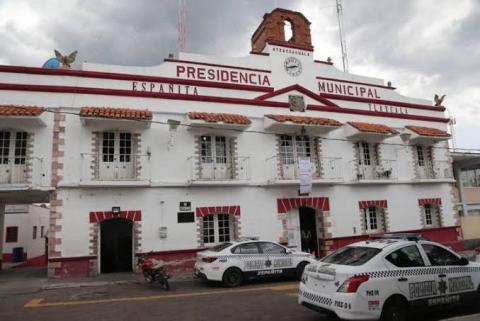 Corre a su tesorero y ahora el alcalde de Españita pide al OFS agilizar el proceso de entrega-recepción