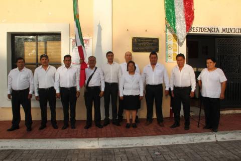 Alcalde encabezó fijación del Bando Solemne y dio inicio el mes patrio imagen 2