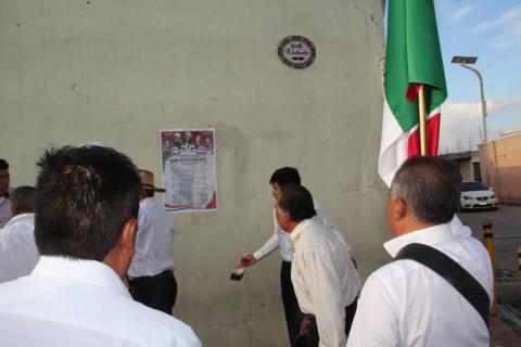 Alcalde encabezó fijación del Bando Solemne y dio inicio el mes patrio imagen 3
