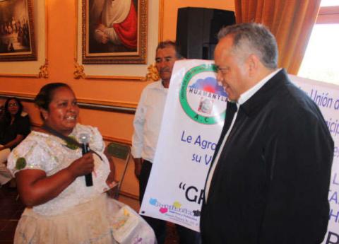 Comerciantes de Huamantla reconocen apoyo de su alcalde imagen 4