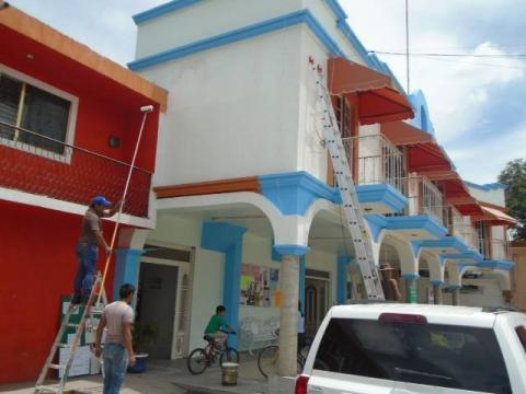 Realizan remodelación y mejoramiento de imagen en Axocomanitla imagen 1