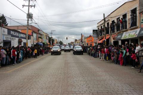 En un acto Histórico e Inédito se realiza el Desfile de Pre-feria en Calpulalpan donde asisten 30 mil personas imagen 6