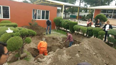 Da banderazo de agua potable alcalde de Ayometla en preescolar
