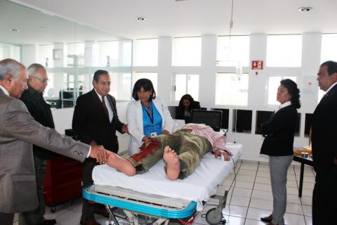 Visitan secretarios de salud y educación a la Universidad Metropolitana de Tlaxcala imagen 3