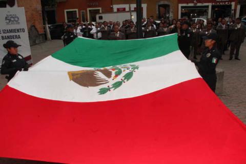 Alcalde encabezo Arrio de Bandera en la capital del estado imagen 4