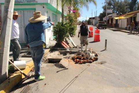 Ayuntamiento repara red y rehabilita válvula del sistema de agua potable imagen 2