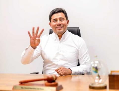 David Martínez acerca apoyos a San Salvador Tzompantepec con la ruta “Abriendo Caminos”