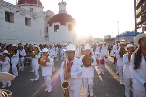 Con espectacular desfile cierran actividades de Carnaval En Chiautempan imagen 3