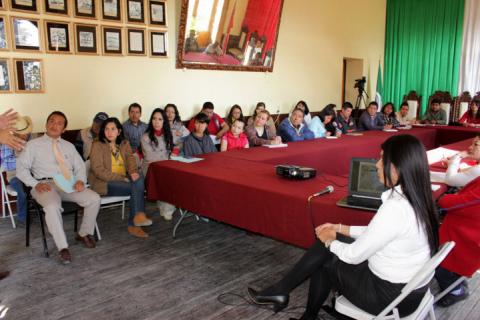 Capacita FEVITRA-PGR a Funcionarios y Alumnos de Calpulalpan en materia de Trata de Personas imagen 2