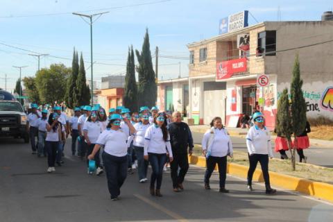 Desampedro López encabezo el desfile de feria del Tomate y la Canasta 2018 imagen 3