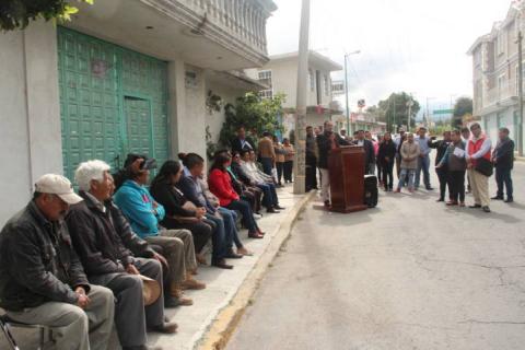 Alcalde inicia los trabajos de rehabilitación de drenaje en la AV. Hidalgo de Aquiahuac imagen 1